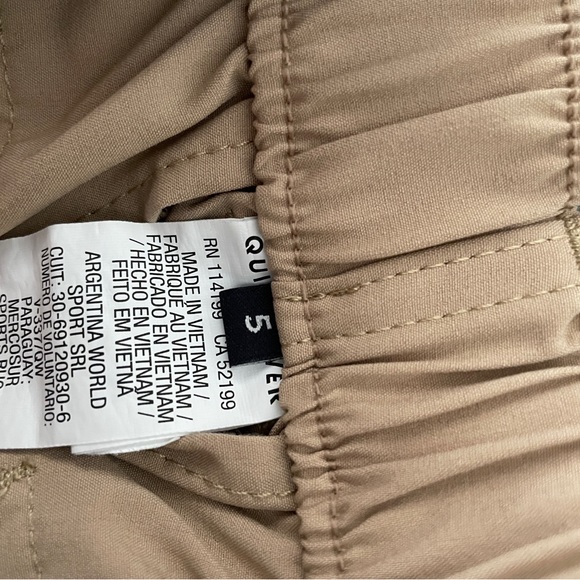 Boys Quicksilver Amphibian Shorts, Size 5 - Picture 2 of 2